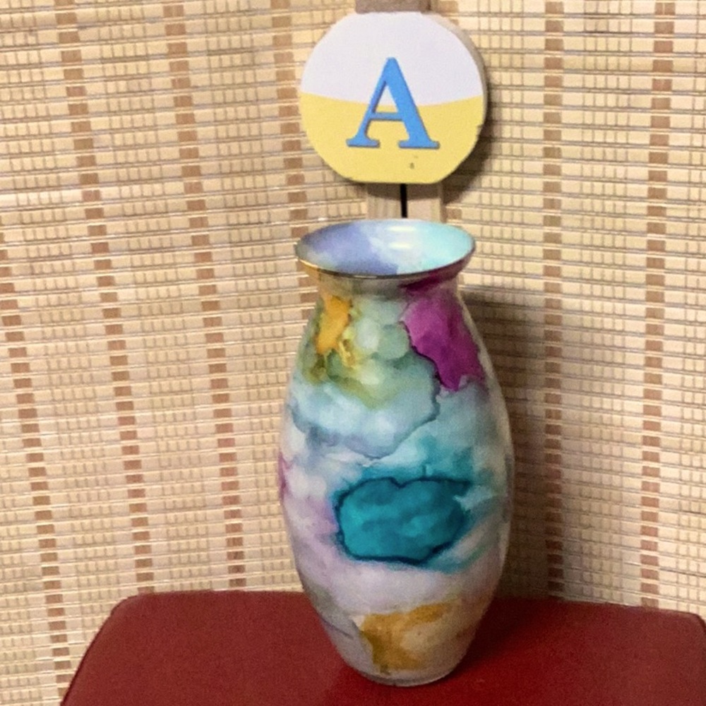 MULTI COLOR GLASS VASE